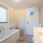 Belle Epoque Violette Near And Sea Feriehus *