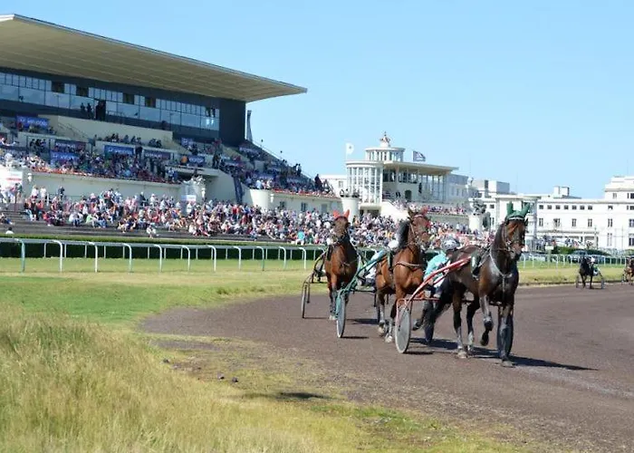 Belle Epoque Violette Near And Sea 度假居 *